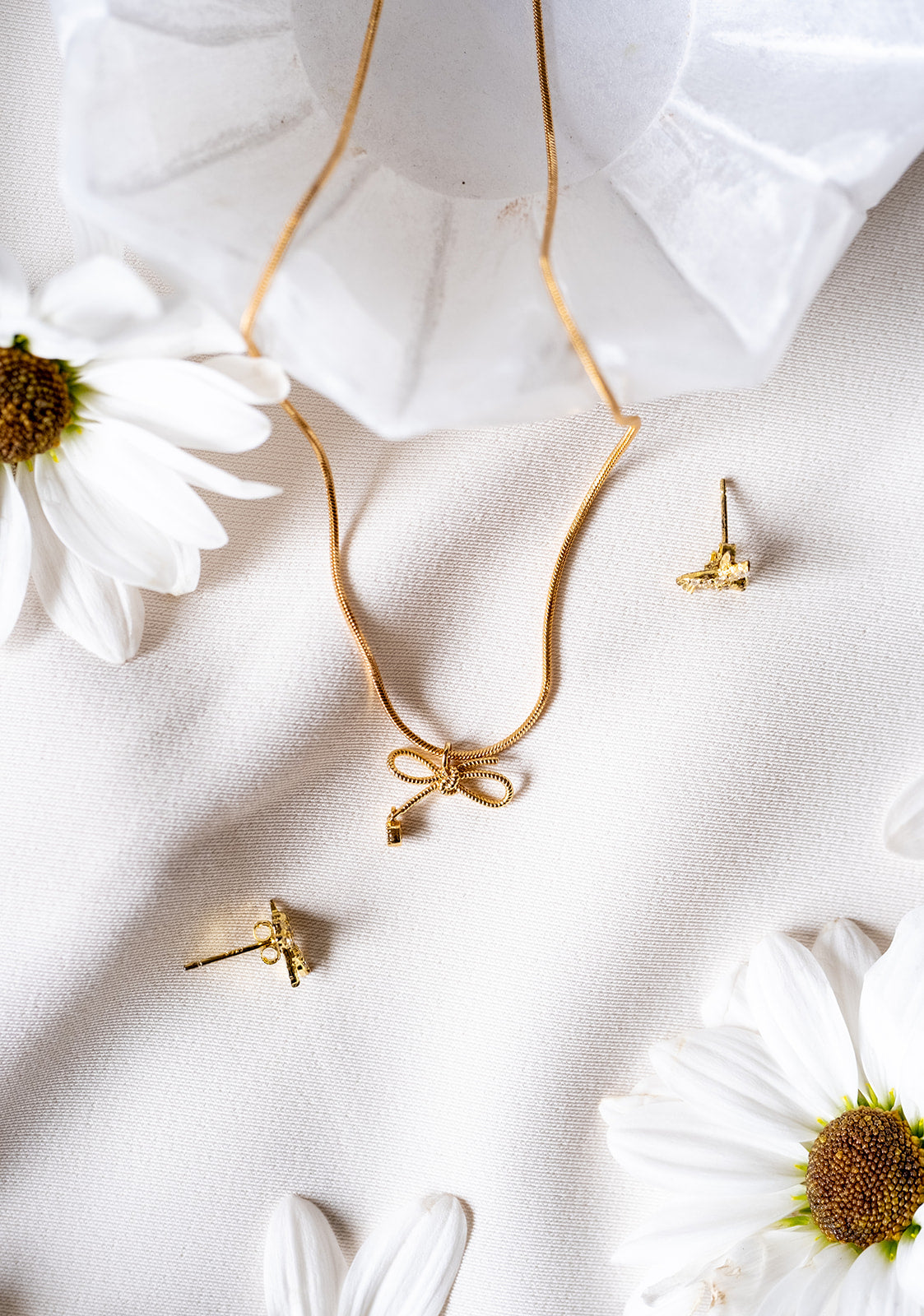 Dainty Bow Necklace